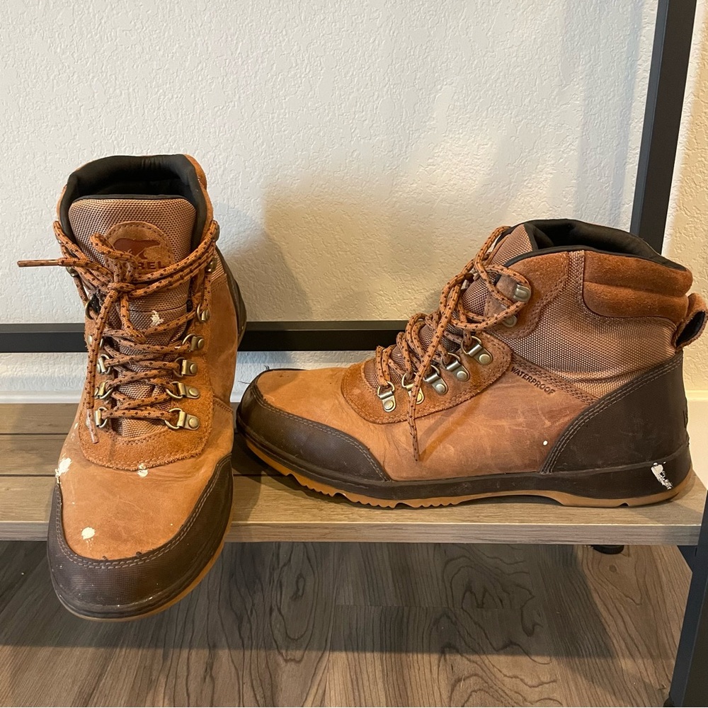 Sorel Men’s Tan Brown Leather Waterproof Boots Size 11.5 Rugged Lace-Up - Picture 2 of 13